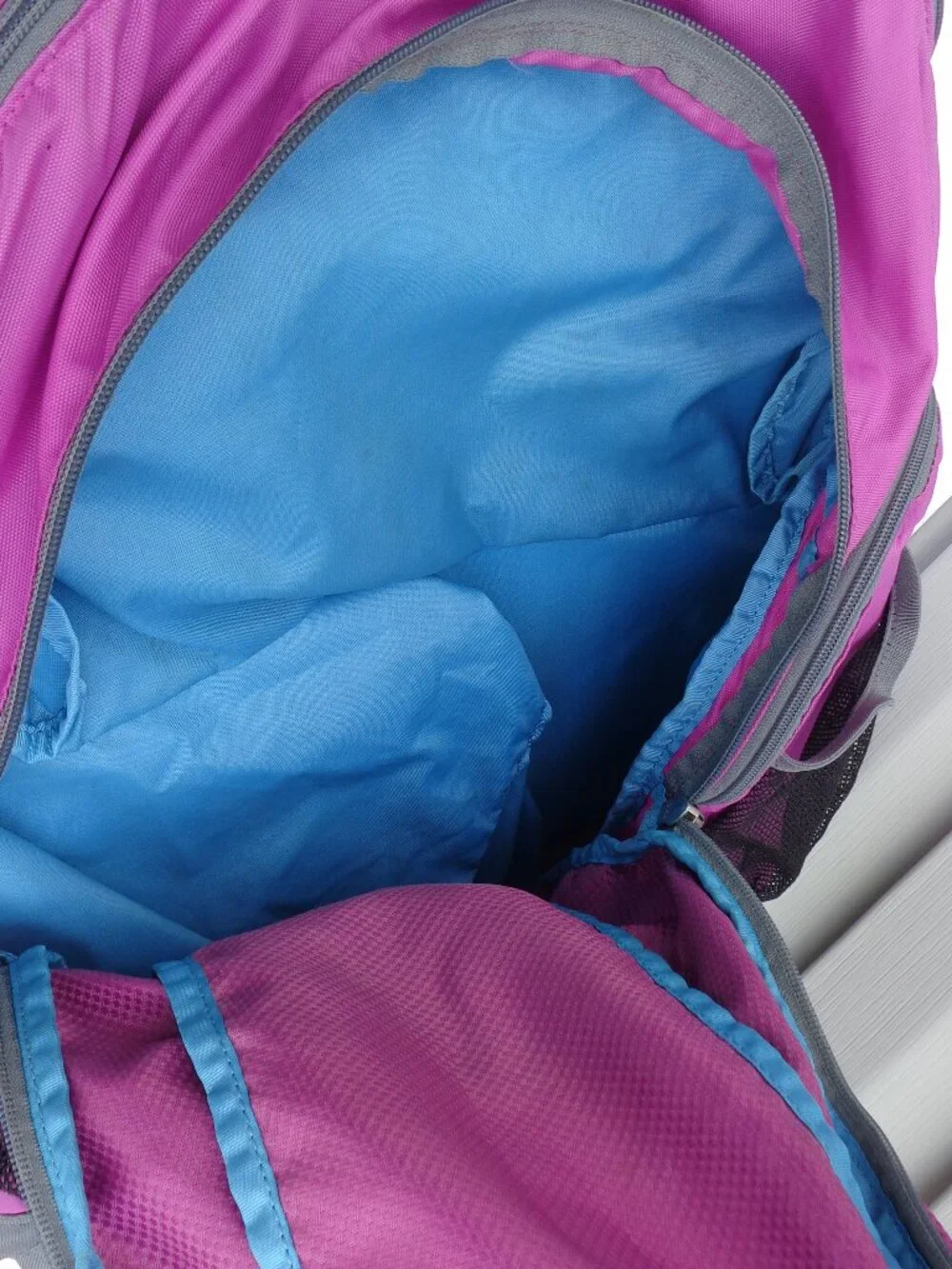 Under Armour Backpack Scrimmage Gym Workout Overnight Laptop Sports Bag Purple